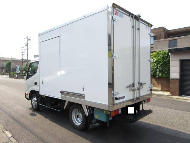 トヨタトヨエース冷凍車（冷蔵車）小型（2t・3t）[写真02]