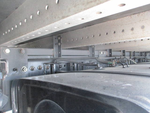 日野プロフィアアルミウイング大型（10t）[写真13]