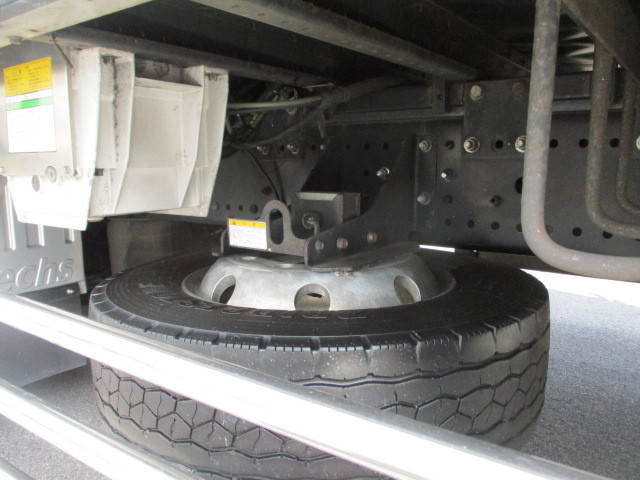 日野プロフィアアルミウイング大型（10t）[写真14]