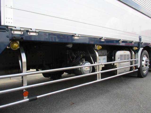 日野プロフィアアルミウイング大型（10t）[写真17]