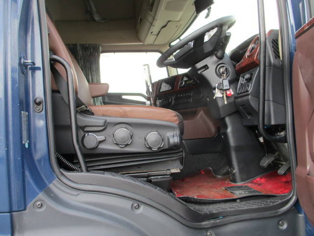 日野プロフィアアルミウイング大型（10t）[写真26]