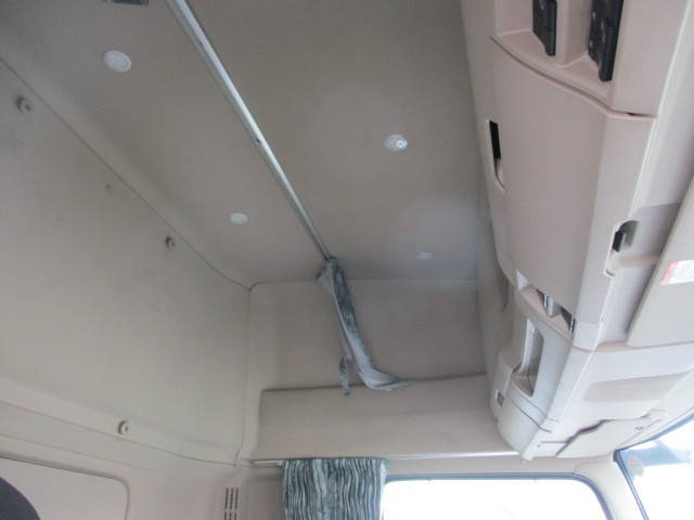 日野プロフィアアルミウイング大型（10t）[写真30]