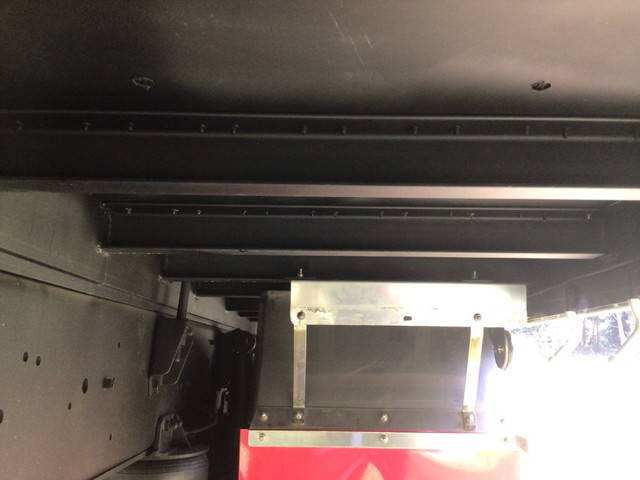 いすゞギガセルフローダー大型（10t）[写真25]