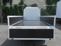 日野デュトロ平ボディ小型（2t・3t）[写真13]