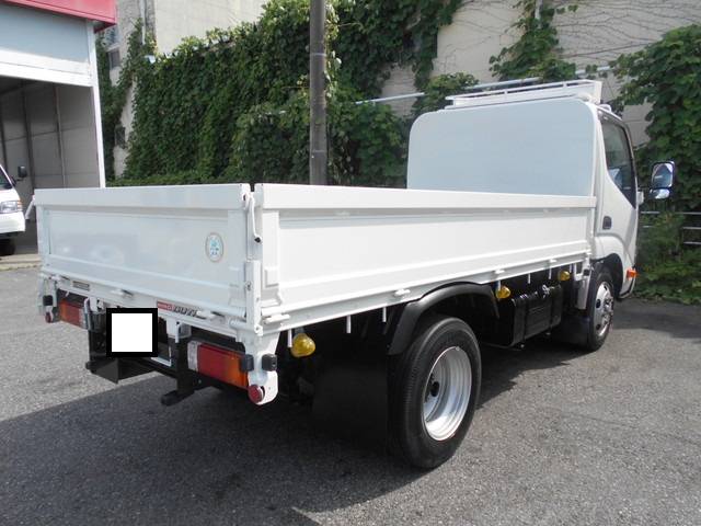 日野デュトロ平ボディ小型（2t・3t）[写真02]