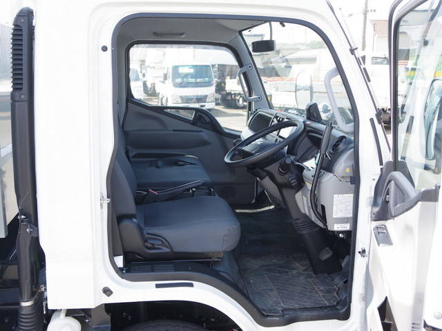 三菱ふそうキャンター深ダンプ（土砂禁ダンプ）小型（2t・3t）[写真23]