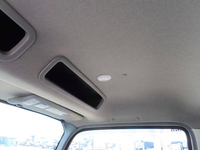 日野デュトロ冷凍車（冷蔵車）小型（2t・3t）[写真17]