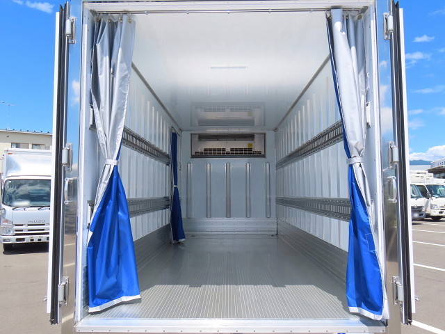 日野デュトロ冷凍車（冷蔵車）小型（2t・3t）[写真26]