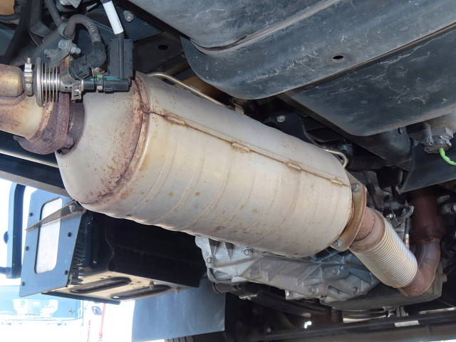 三菱ふそうキャンターアルミバン小型（2t・3t）[写真11]