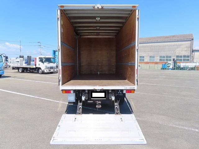 三菱ふそうキャンターアルミバン小型（2t・3t）[写真26]