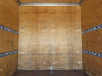 三菱ふそうキャンターアルミバン小型（2t・3t）[写真31]