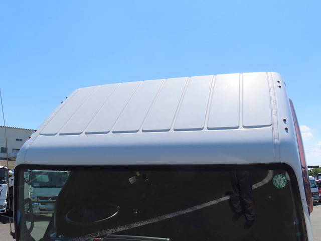 三菱ふそうキャンターアルミバン小型（2t・3t）[写真36]