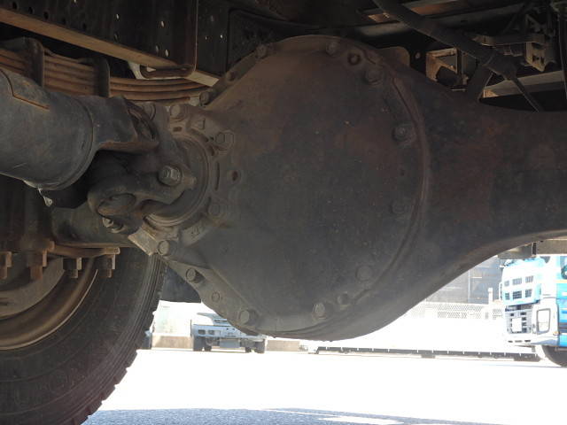 三菱ふそうファイタークレーン4段中型（4t）[写真09]