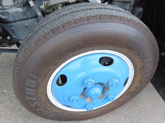 いすゞエルフパッカー車（塵芥車）小型（2t・3t）[写真13]