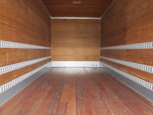 いすゞエルフアルミバン小型（2t・3t）[写真10]