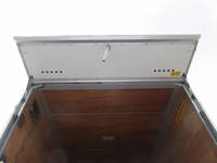 いすゞエルフアルミバン小型（2t・3t）[写真16]