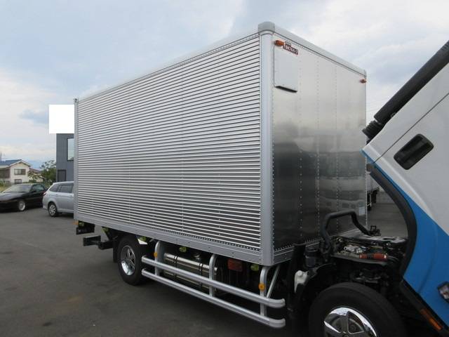 いすゞエルフアルミバン小型（2t・3t）[写真17]