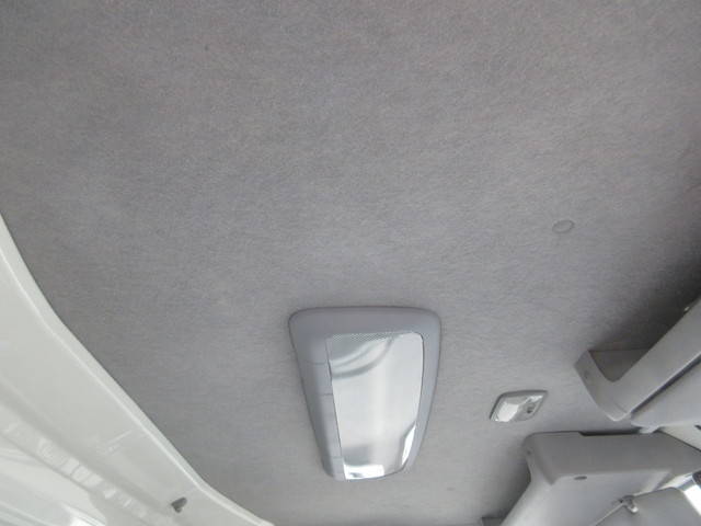 いすゞエルフアルミバン小型（2t・3t）[写真23]