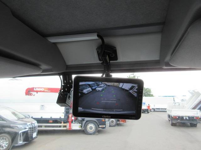 いすゞエルフアルミバン小型（2t・3t）[写真26]