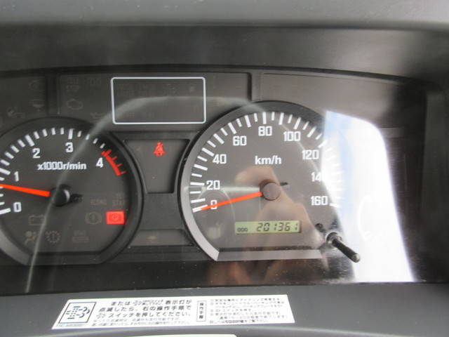 いすゞエルフアルミバン小型（2t・3t）[写真27]