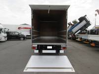 いすゞエルフアルミバン小型（2t・3t）[写真09]