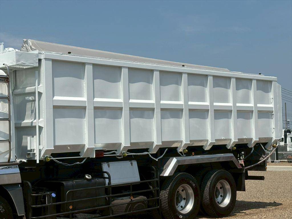 三菱ふそうスーパーグレート深ダンプ（土砂禁ダンプ）大型（10t）[写真06]