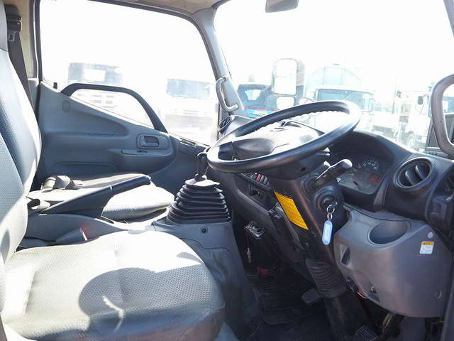 日野デュトロクレーン4段小型（2t・3t）[写真34]