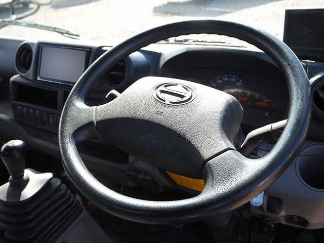 日野デュトロクレーン4段小型（2t・3t）[写真36]