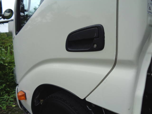 日野デュトロ高所作業車小型（2t・3t）[写真11]