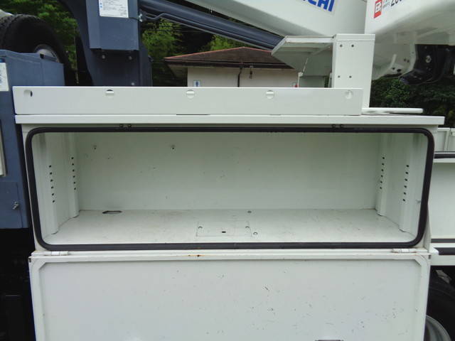 日野デュトロ高所作業車小型（2t・3t）[写真13]