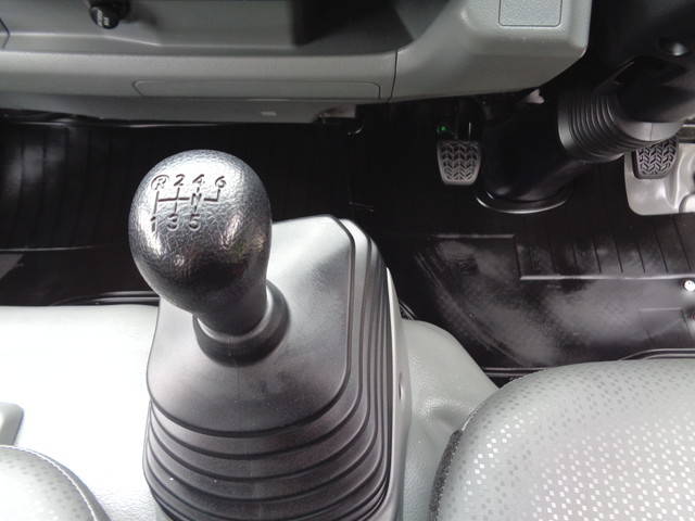 日野デュトロ高所作業車小型（2t・3t）[写真32]