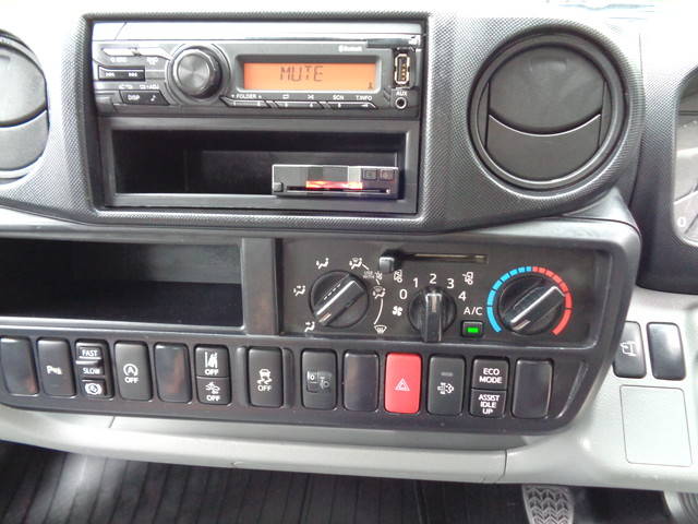 日野デュトロ高所作業車小型（2t・3t）[写真33]