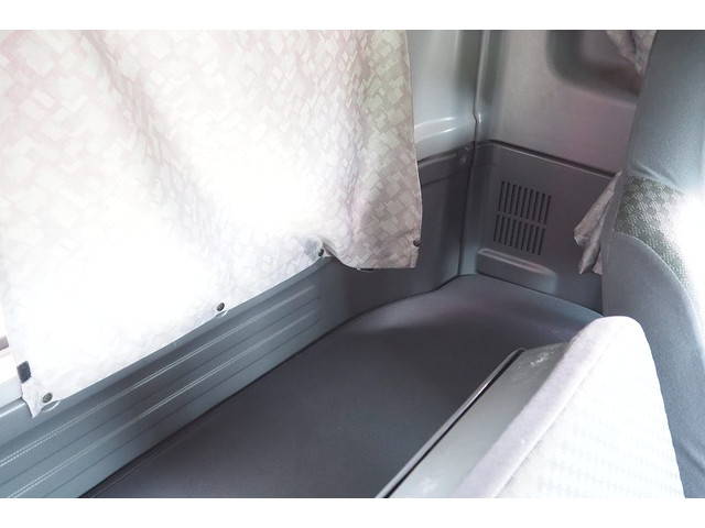 いすゞフォワードクレーン6段中型（4t）[写真37]