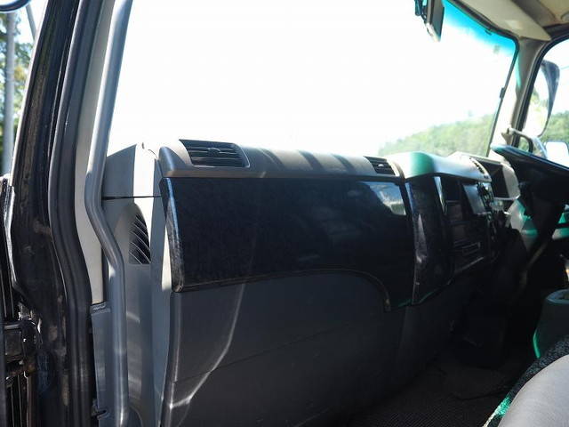 三菱ふそうファイタークレーン4段増トン（6t・8t）[写真32]