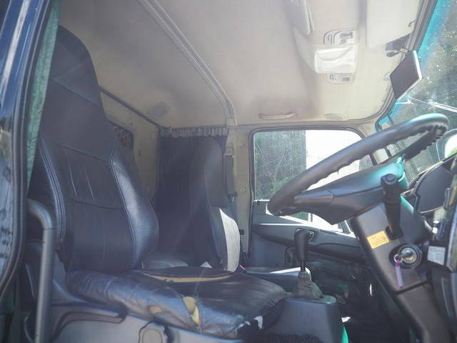 三菱ふそうファイタークレーン4段増トン（6t・8t）[写真34]