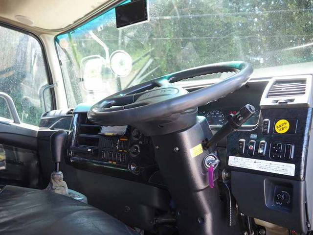 三菱ふそうファイタークレーン4段増トン（6t・8t）[写真35]