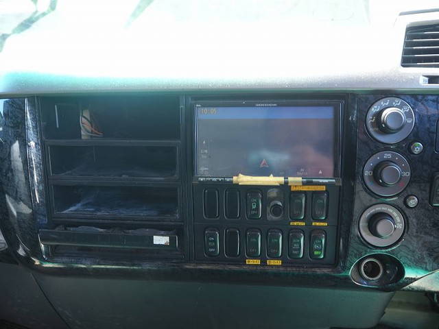 三菱ふそうファイタークレーン4段増トン（6t・8t）[写真37]