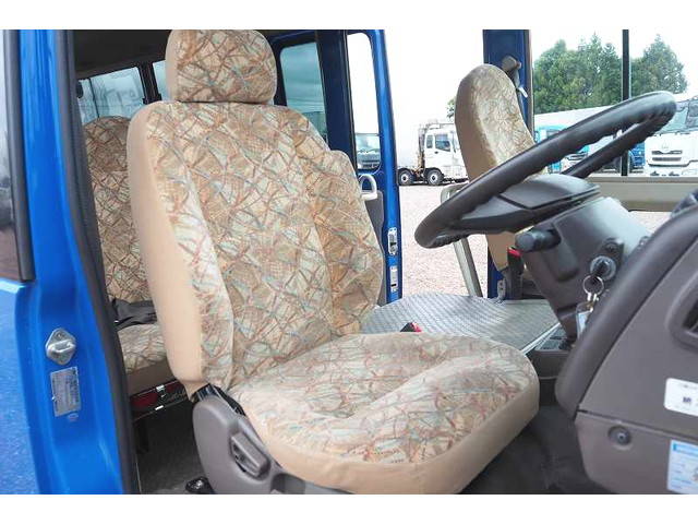 三菱ふそうローザマイクロバス[写真32]