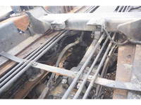 UDトラックスクオンコンテナ専用車大型（10t）[写真20]