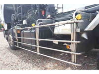 UDトラックスクオンコンテナ専用車大型（10t）[写真28]