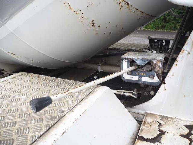 三菱ふそうファイターミキサー車（コンクリートミキサー）中型（4t）[写真26]