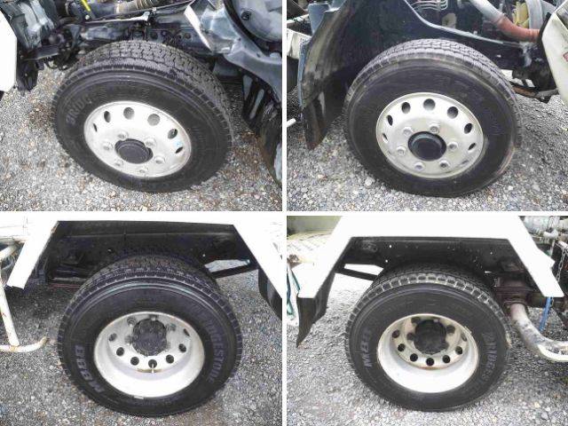 三菱ふそうファイターミキサー車（コンクリートミキサー）中型（4t）[写真32]