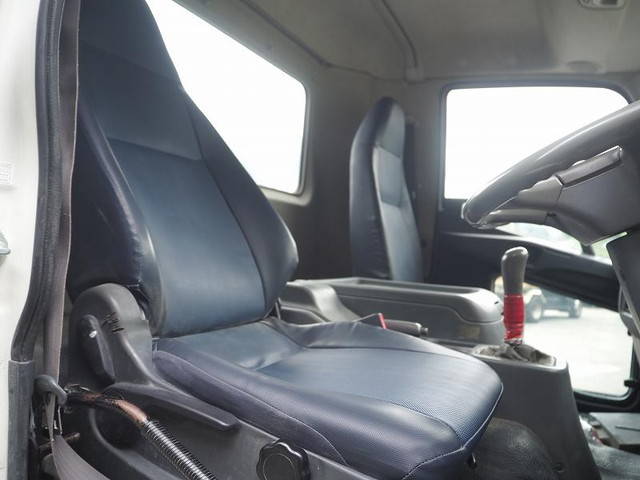 三菱ふそうファイターミキサー車（コンクリートミキサー）中型（4t）[写真36]