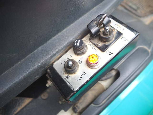三菱ふそうファイターローダーダンプ中型（4t）[写真38]