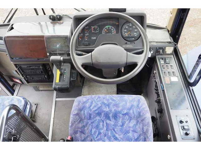 三菱ふそうエアロミディバス[写真28]