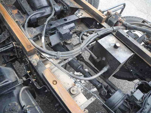 いすゞエルフローダーダンプ小型（2t・3t）[写真18]