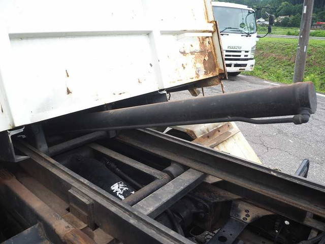 いすゞエルフローダーダンプ小型（2t・3t）[写真08]