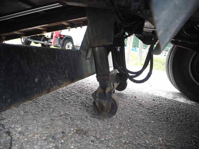 いすゞエルフローダーダンプ小型（2t・3t）[写真09]