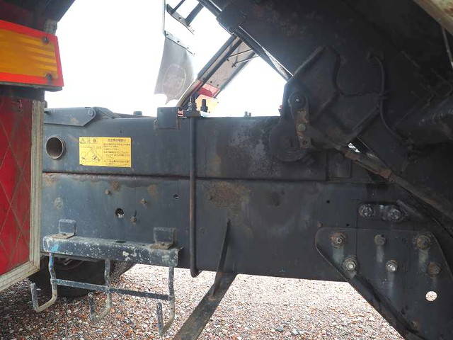 日野プロフィア深ダンプ（土砂禁ダンプ）大型（10t）[写真24]