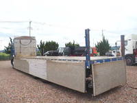 UDトラックスクオンアルミブロック大型（10t）[写真13]